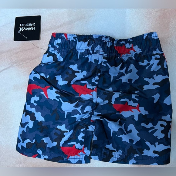 NWT HURLEY BOY’S DRI-FIT SET W/ BOARDSHORTS SZ 12 months [F-40] - Picture 8 of 9
